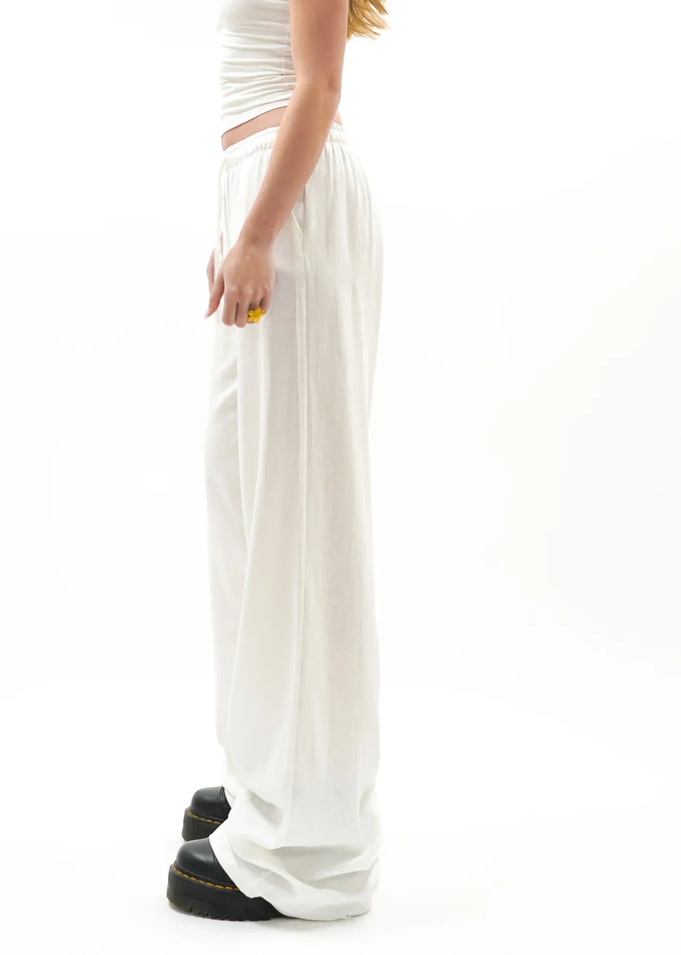 Low waist linen pants white